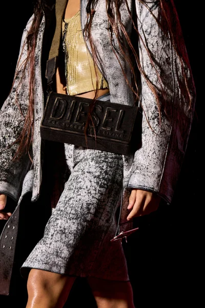 Look 65